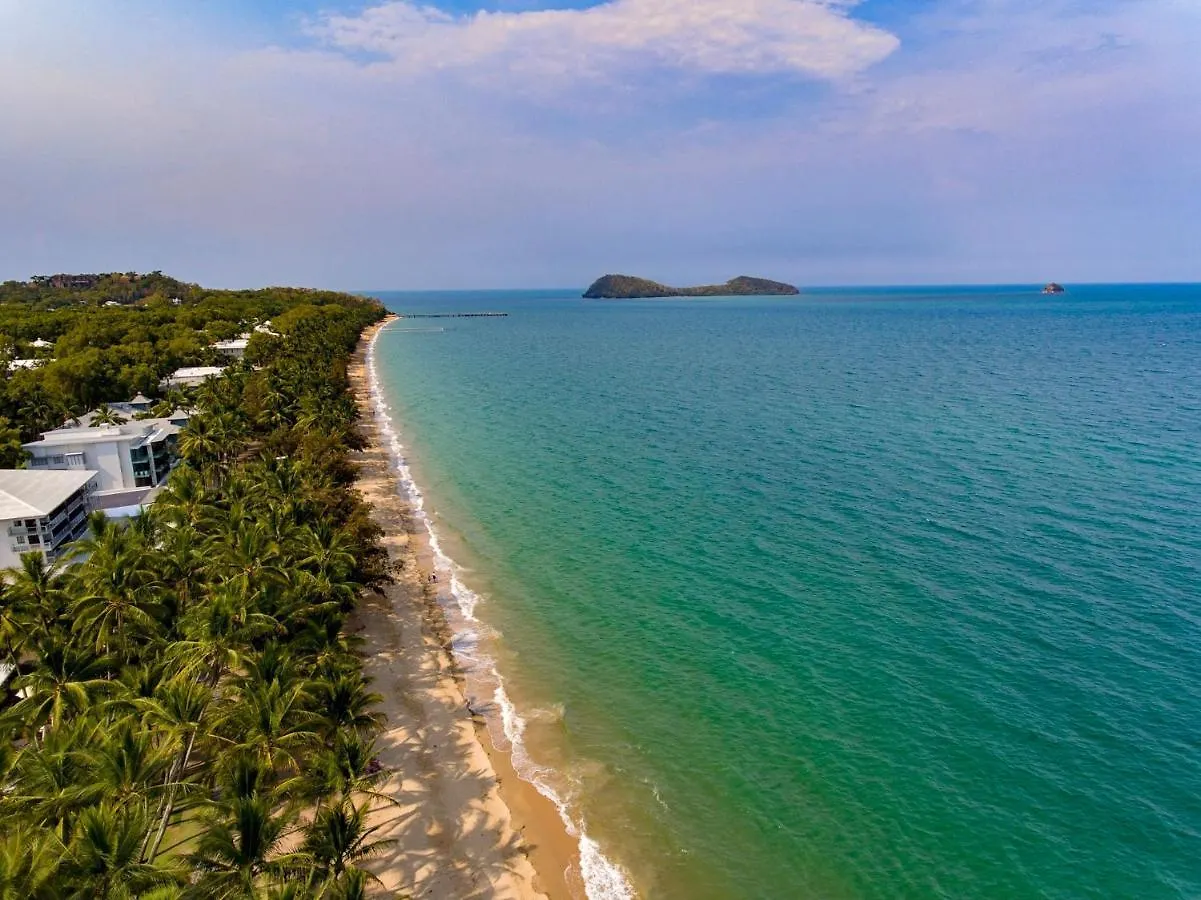 Paringa 2 Bedroom Top Floor Beach Front Apartment Palm Cove 0*,  Australia
