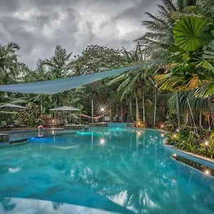 Aparthotel Oasis At, Palm Cove